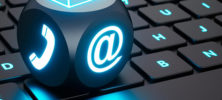 Restons en contact !